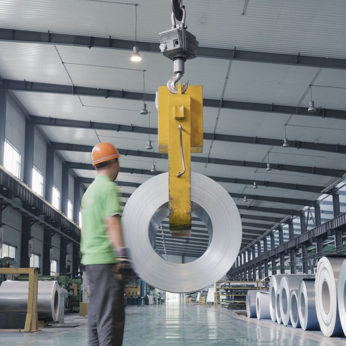 Inside the Lift: How Crane Scales Power Steel, Shipping, Energy, and Heavy Industry